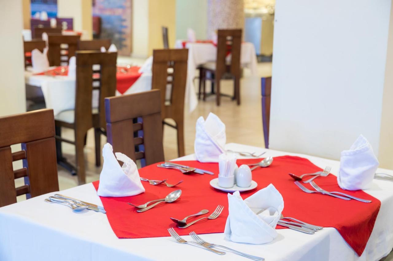 Coral Sun Beach (Adults Only) Safaga Exterior photo