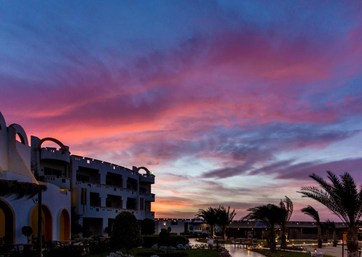 Coral Sun Beach (Adults Only) Safaga Exterior photo
