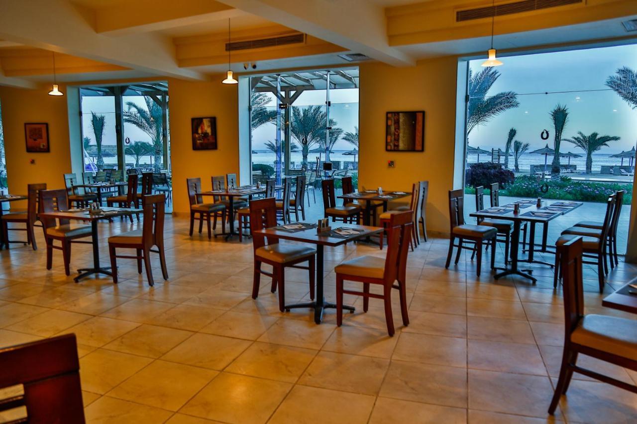 Coral Sun Beach (Adults Only) Safaga Exterior photo